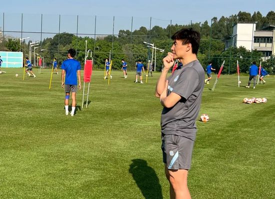 18av在线播放